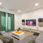 아파트 Acoustic 마카르스카