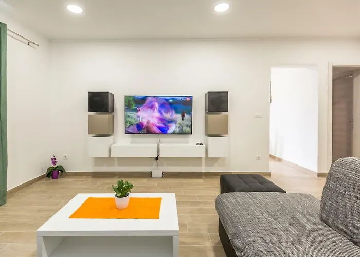 Acoustic * 马卡尔斯卡