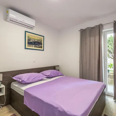 Acoustic Apartment
